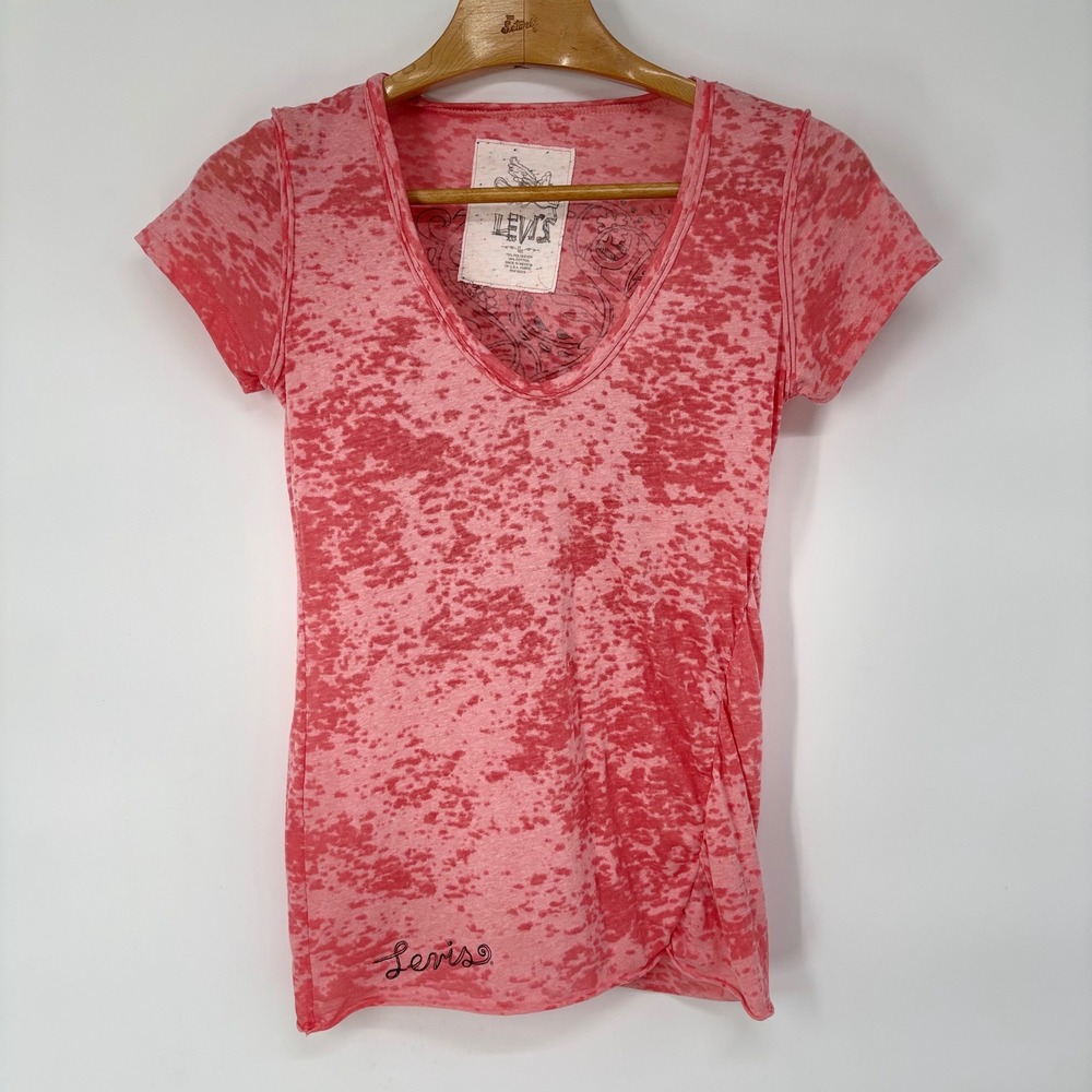 Y2K Levis Womens Pink Acid Wash Burnout Graphic V-Neck T-Shirt Size L Retro